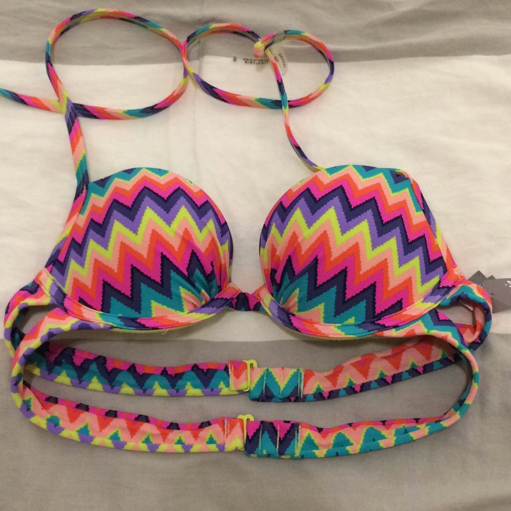 Brand new Aerie swimsuit! Bottoms in profile!